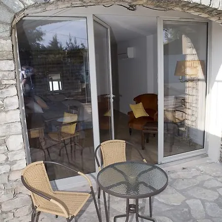 Bed & Breakfast La Gariguette La Campagne à La Ville Nîmes